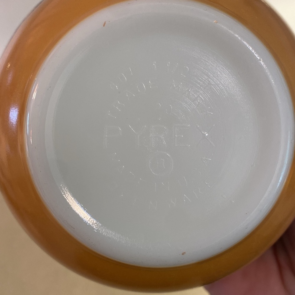 Vintage Pyrex “Old Orchard” - Picture 5 of 8